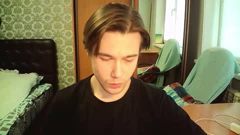 Tom online show from 12, 3, 2026