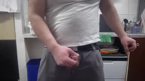 Snapshot of hybride8825 chatting on 12, 3, 2026 hybride8825 online show from 12, 3, 2026