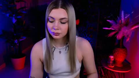 Snapshot of hyileyclark chatting on 9, 6, 2026 hyileyclark online show from 9, 6, 2026