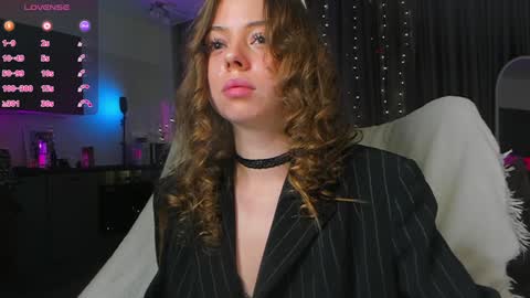 Miley. PVT open i have extra prices on nude show  online show from 8, 2, 2025