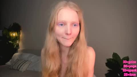 Snapshot of hypnoootic chatting on 29, 4, 2026 Jenny online show from 29, 4, 2026