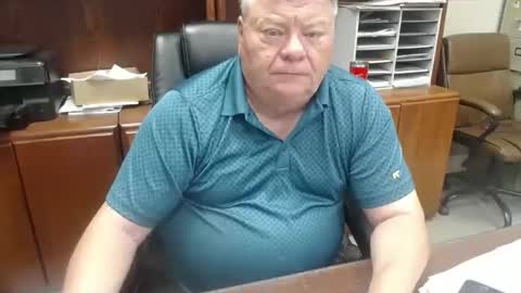 Snapshot of hypnotizing4u chatting on 30, 4, 2026 hypnotizing4u online show from 30, 4, 2026