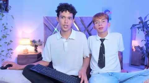 Snapshot of hyunjin_sun chatting on 4, 11, 2025 Son Hyunjin online show from 4, 11, 2025