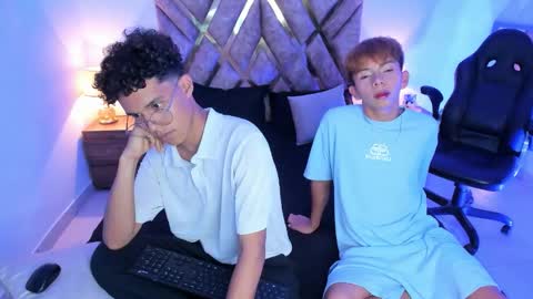 Snapshot of hyunjin_sun chatting on 16, 11, 2025 Son Hyunjin online show from 16, 11, 2025