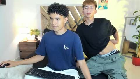 Snapshot of hyunjin_sun chatting on 28, 11, 2025 Son Hyunjin online show from 28, 11, 2025