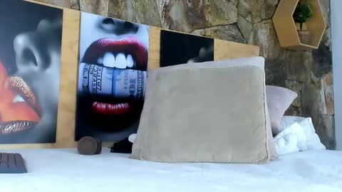 The Dolls online show from 24, 2, 2025