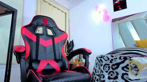 kelvis online show from 5, 4, 2026