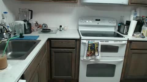 ShortStuff online show from 10, 2, 2025