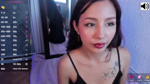 Snapshot of i_love_jenner chatting on 19, 9, 2025 i_love_jenner online show from 19, 9, 2025