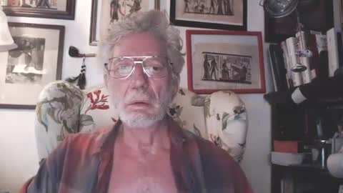 ImYourBitch online show from 30, 1, 2025