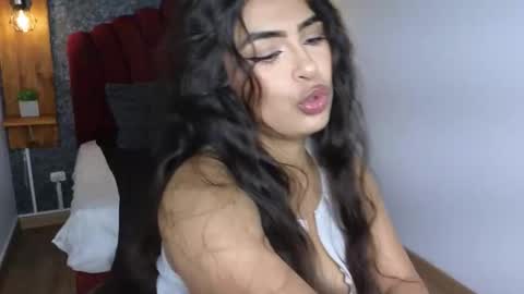 Megan online show from 27, 10, 2025