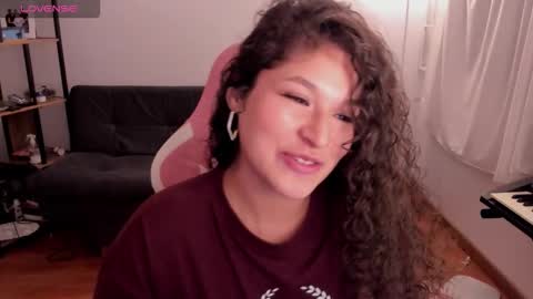 On instagram Imm  NikkiHelp me reach 100 likes online show from 21, 11, 2025