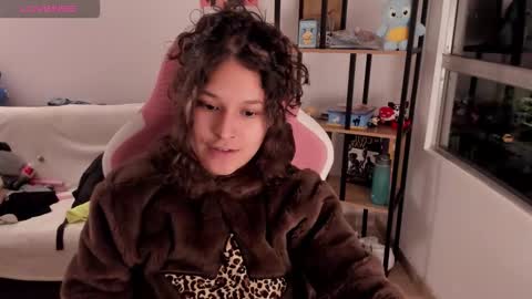 Snapshot of iam_nikki chatting on 28, 2, 2026 On instagram Imm NikkiHelp me reach 100 likes online show from 28, 2, 2026