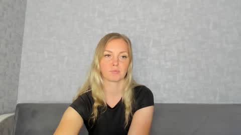 Snapshot of iam_venus chatting on 28, 9, 2025 Venus online show from 28, 9, 2025