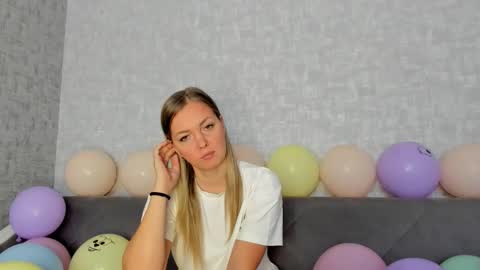 Snapshot of iam_venus chatting on 3, 10, 2025 Venus online show from 3, 10, 2025