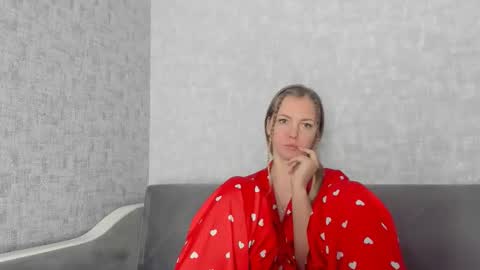 Snapshot of iam_venus chatting on 14, 12, 2025 Venus online show from 14, 12, 2025