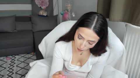 Baby Gal online show from 13, 5, 2026