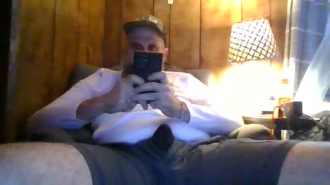 iambryan080584 online show from 27, 10, 2025