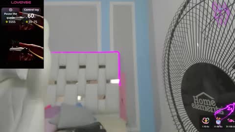 Snapshot of iamcharlotte19 chatting on 3, 12, 2025 Charlotte online show from 3, 12, 2025