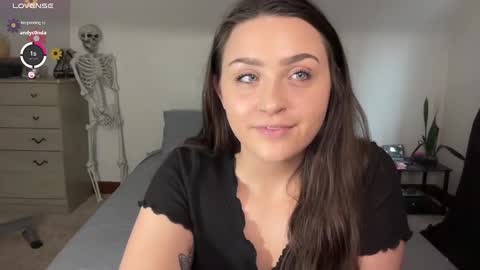 Crystal online show from 13, 2, 2025