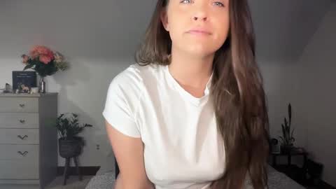 Snapshot of iamcrystalann chatting on 7, 11, 2025 Crystal online show from 7, 11, 2025