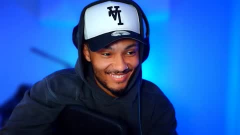 Snapshot of iamdaddy1024 chatting on 19, 2, 2026 LORD DADDY STRAIGHT MALE online show from 19, 2, 2026