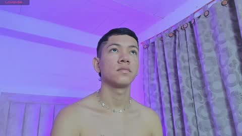 Snapshot of iamjulian_ chatting on 14, 1, 2025 Juliiiiian online show from 14, 1, 2025