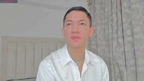 Snapshot of iamjulian_ chatting on 14, 2, 2025 Juliiiiian online show from 14, 2, 2025