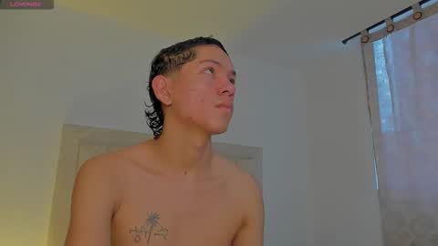 Snapshot of iamjulian_ chatting on 18, 9, 2025 Juliiiiian online show from 18, 9, 2025
