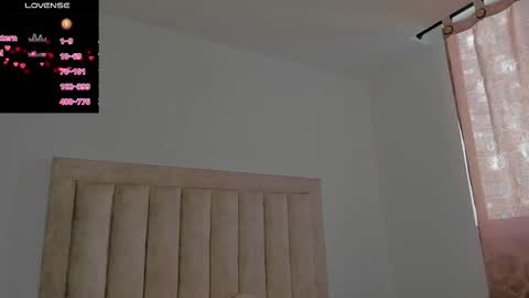 Snapshot of iamjulian_ chatting on 2, 10, 2025 Juliiiiian online show from 2, 10, 2025