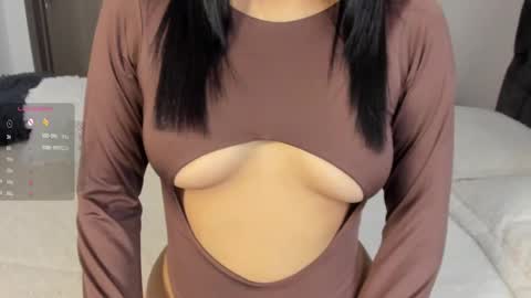    online show from 22, 9, 2025