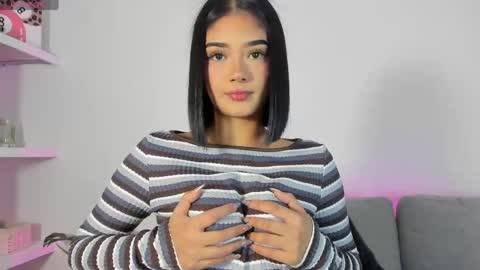    online show from 22, 4, 2026