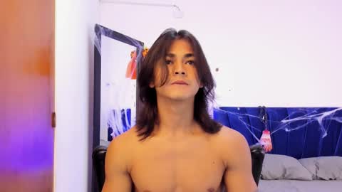 Snapshot of iamluismz chatting on 25, 10, 2025 arthur online show from 25, 10, 2025
