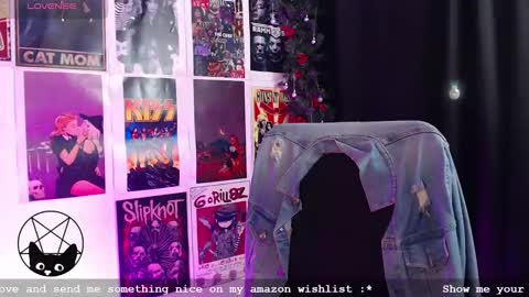 Mari online show from 1, 1, 2025