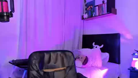 Snapshot of iammelody_ chatting on 19, 9, 2025 Mel online show from 19, 9, 2025