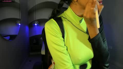 Snapshot of iamnayuta chatting on 5, 3, 2025 Nayuta online show from 5, 3, 2025