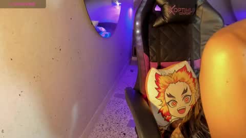 Snapshot of iamnayuta chatting on 8, 9, 2025 Nayuta online show from 8, 9, 2025