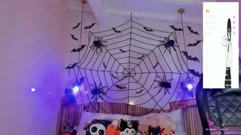 Snapshot of iamnayuta chatting on 24, 10, 2025 Nayuta online show from 24, 10, 2025