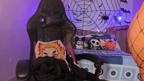 Snapshot of iamnayuta chatting on 28, 10, 2025 Nayuta online show from 28, 10, 2025