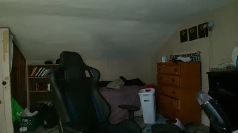 Snapshot of iamtommyparker chatting on 8, 3, 2025 iamtommyparker online show from 8, 3, 2025