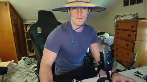 Snapshot of iamtommyparker chatting on 9, 10, 2025 iamtommyparker online show from 9, 10, 2025