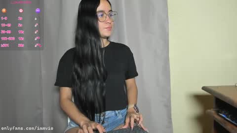 Snapshot of iamvio chatting on 8, 2, 2025 Violeta online show from 8, 2, 2025