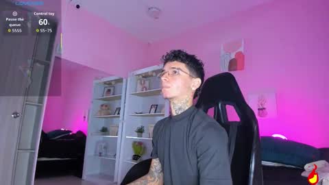 IAN CASTILLO online show from 31, 10, 2025