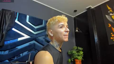 IAN CASTILLO online show from 19, 1, 2026