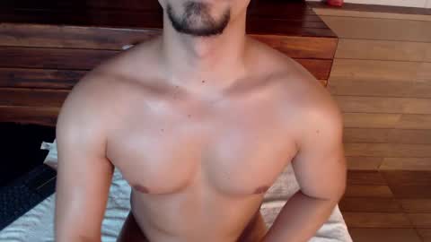 Ian Davis online show from 4, 3, 2025