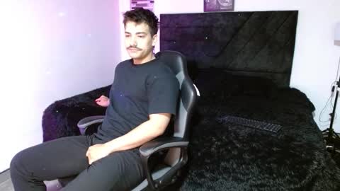 Ian Davis online show from 23, 3, 2026