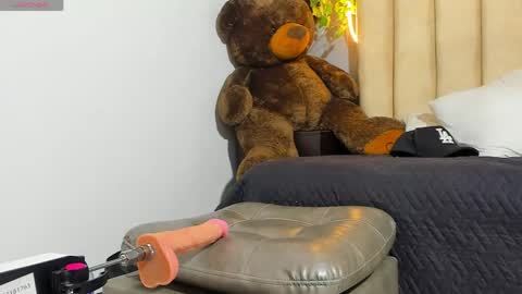 Iam online show from 9, 4, 2026