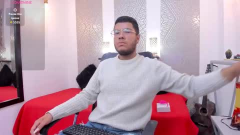 Snapshot of ian_tomson chatting on 27, 10, 2025 online show from 27, 10, 2025