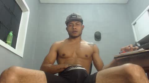 Snapshot of ian_tuner chatting on 3, 12, 2024 ian_tuner online show from 3, 12, 2024