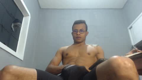 Snapshot of ian_tuner chatting on 26, 12, 2024 ian_tuner online show from 26, 12, 2024